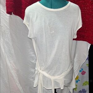 Kerisma White Short Sleeve Tie-Waist Top. Size M/L. NWOT